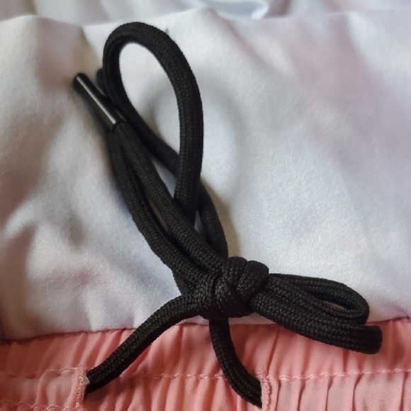 Simply Southern Pink Flat Front Shorts Lightweight Comfort - Picture 4 of 7